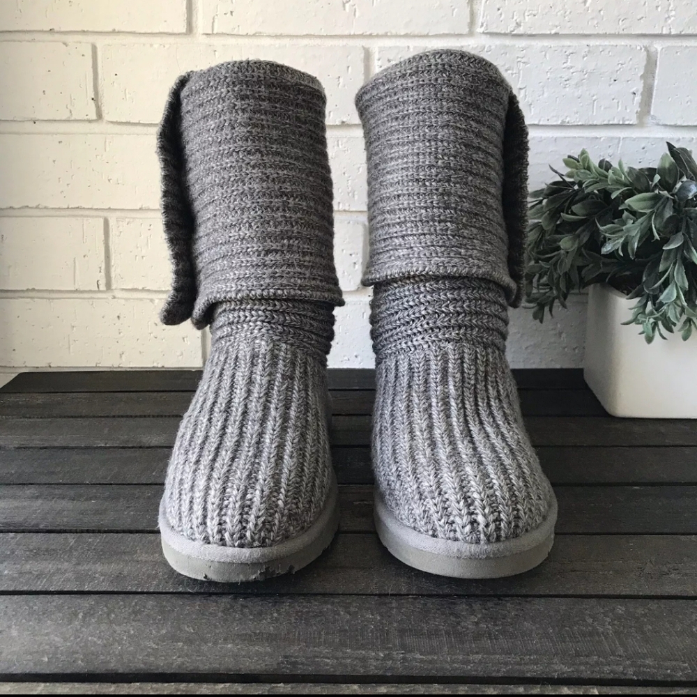 UGG  Button Boots